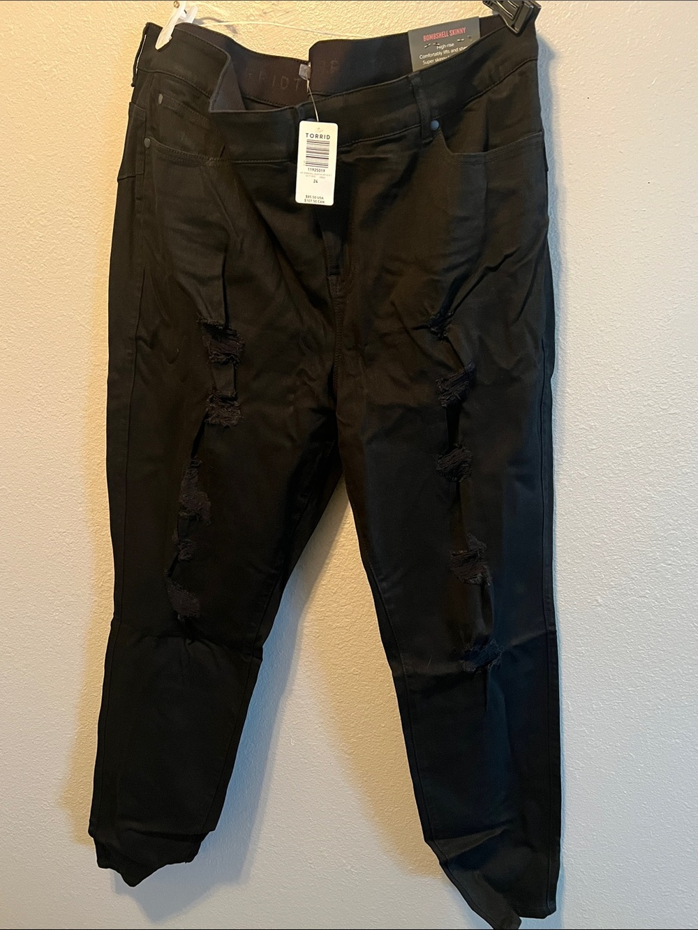torrid Black Distressed Skinny Jeans